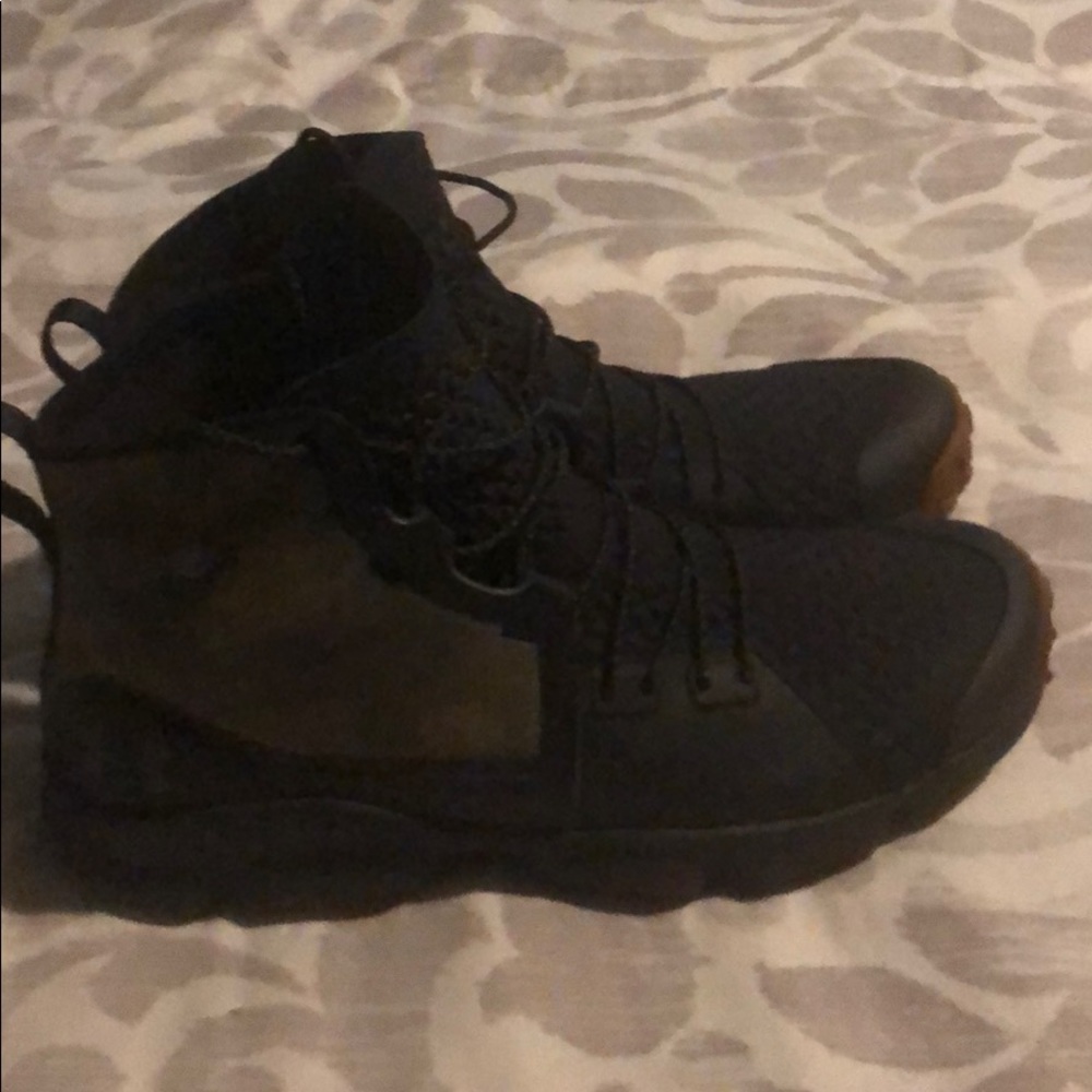 Under Armour size 9.5 men’s